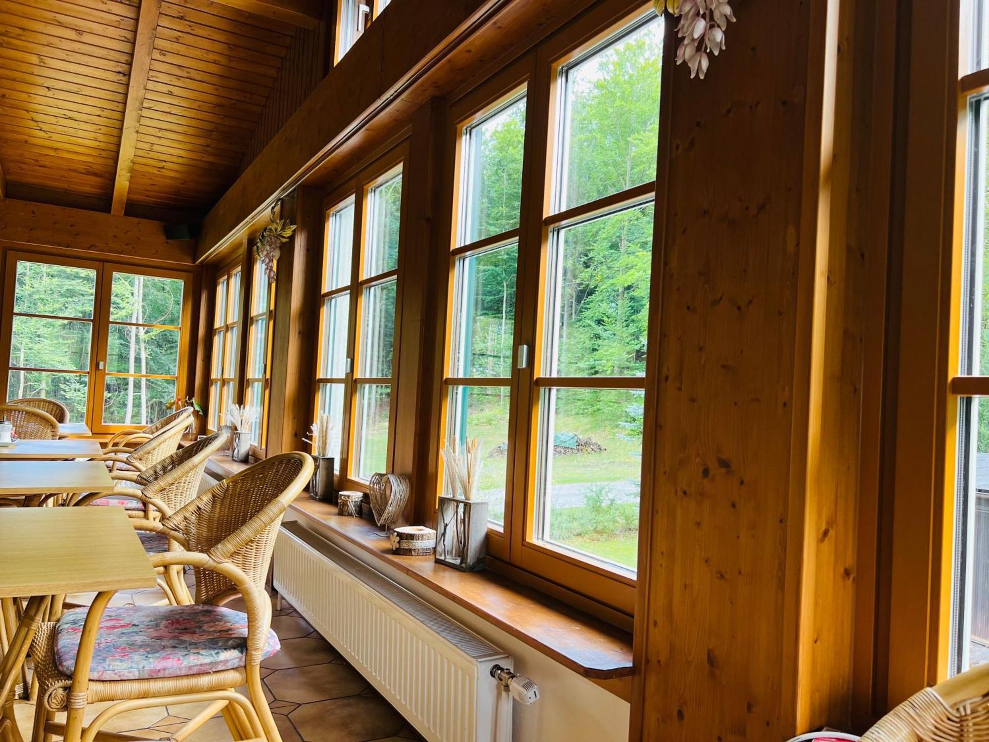 Dorfpension Mariahilfberg Gutenstein ภายนอก รูปภาพ