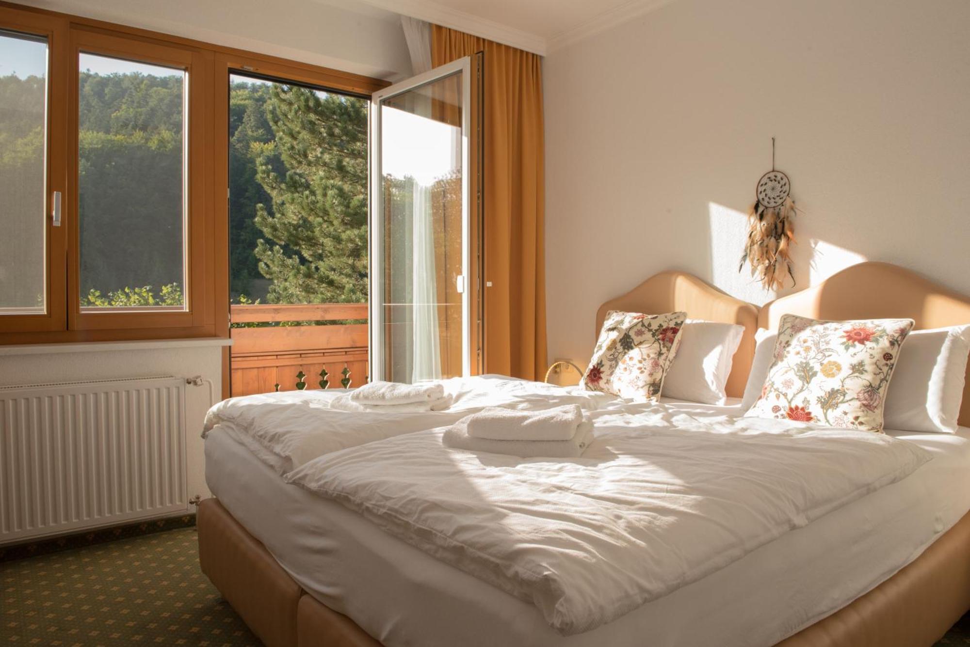 Dorfpension Mariahilfberg Gutenstein ภายนอก รูปภาพ